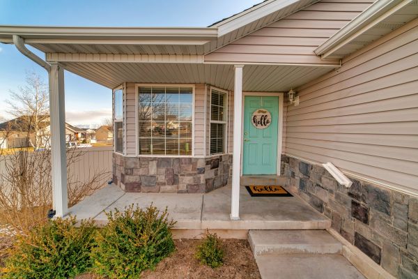 Cost of Porch Concrete Installation in North Las Vegas